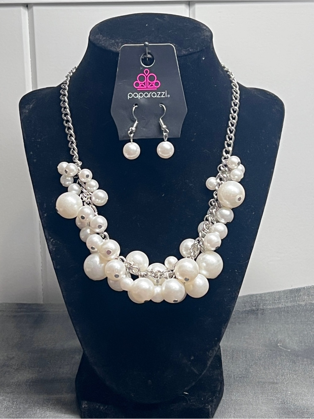 Paparazzi White Pearl Cluster Bib Necklace with Drop Earrings